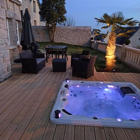 Luxueuse Villa Au Pied Du Chateau Dinan Buitenkant foto