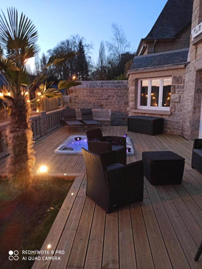 Luxueuse Villa Au Pied Du Chateau Dinan Buitenkant foto